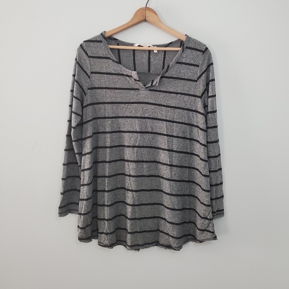 Soft Surroundings Gray/Black Striped Soft Long Sleeve Top - Picture 1 of 3
